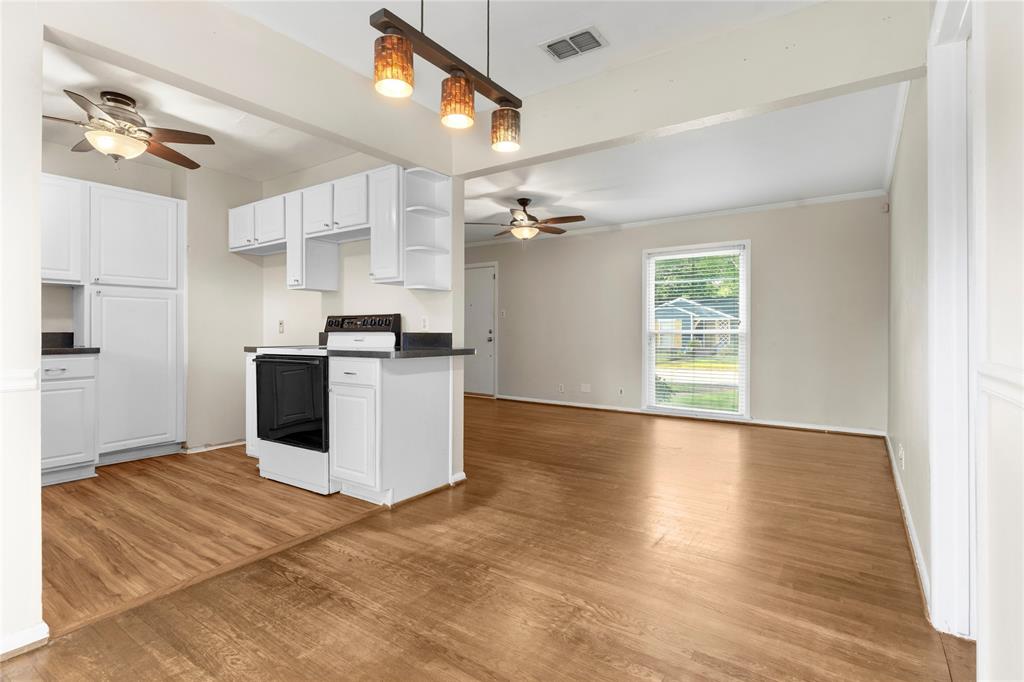 1309 Marydale Drive Property Photo 6