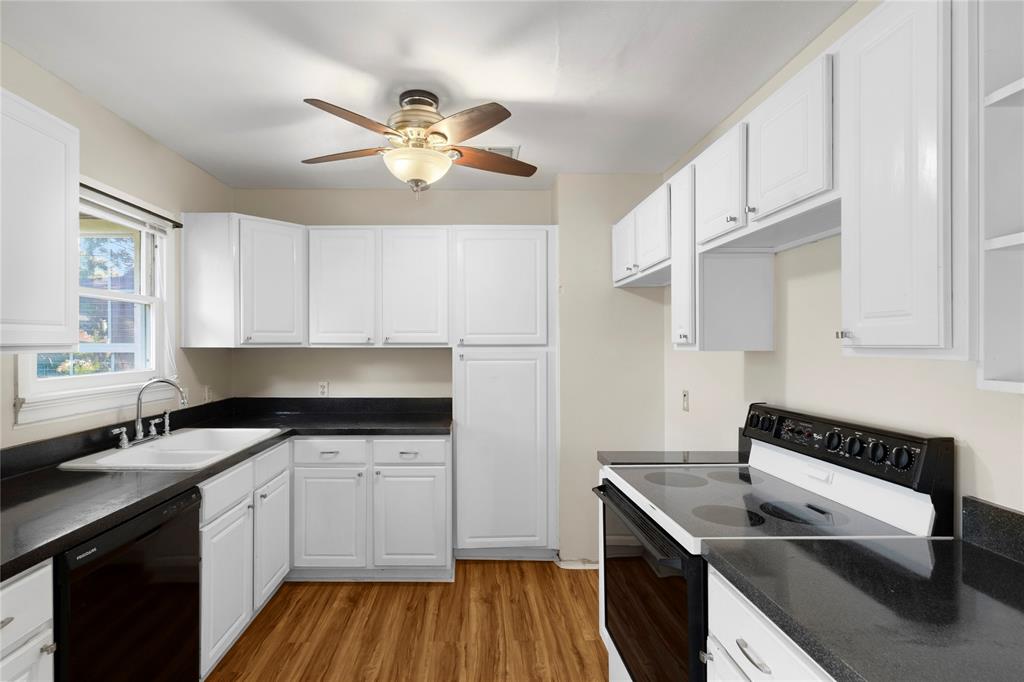 1309 Marydale Drive Property Photo 8