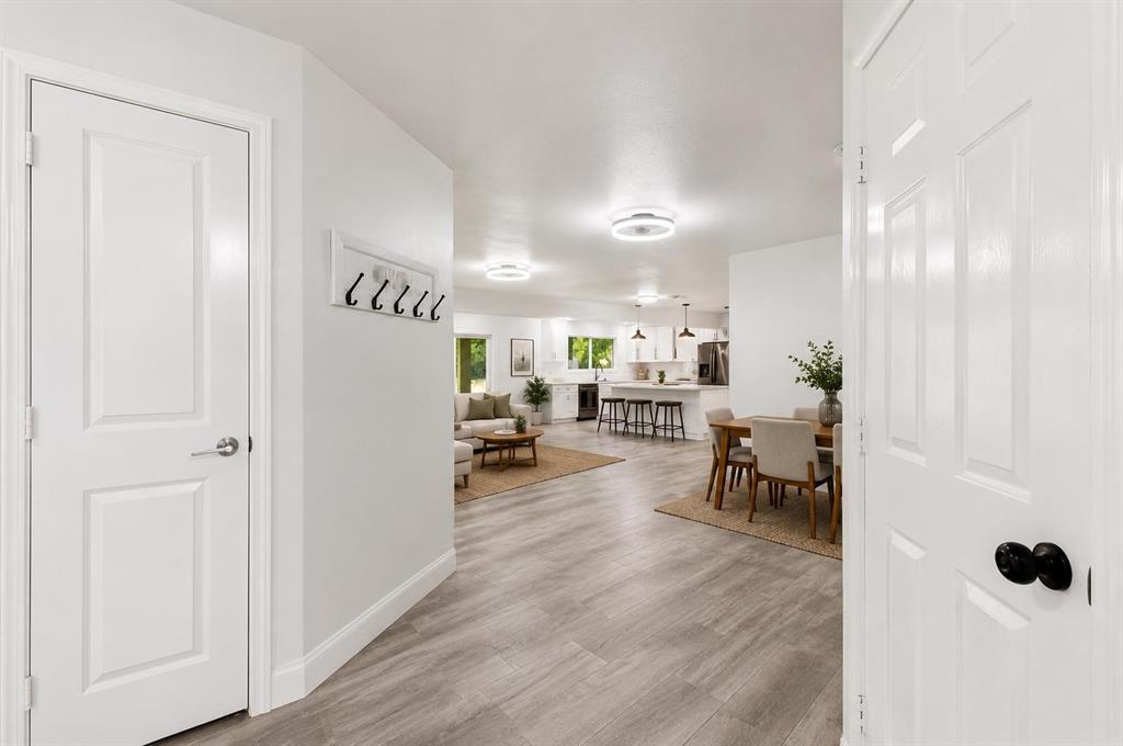 714 S Deerfield Circle Property Photo 4
