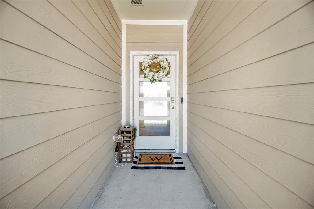 6505 Shoreline Lane Property Photo 8