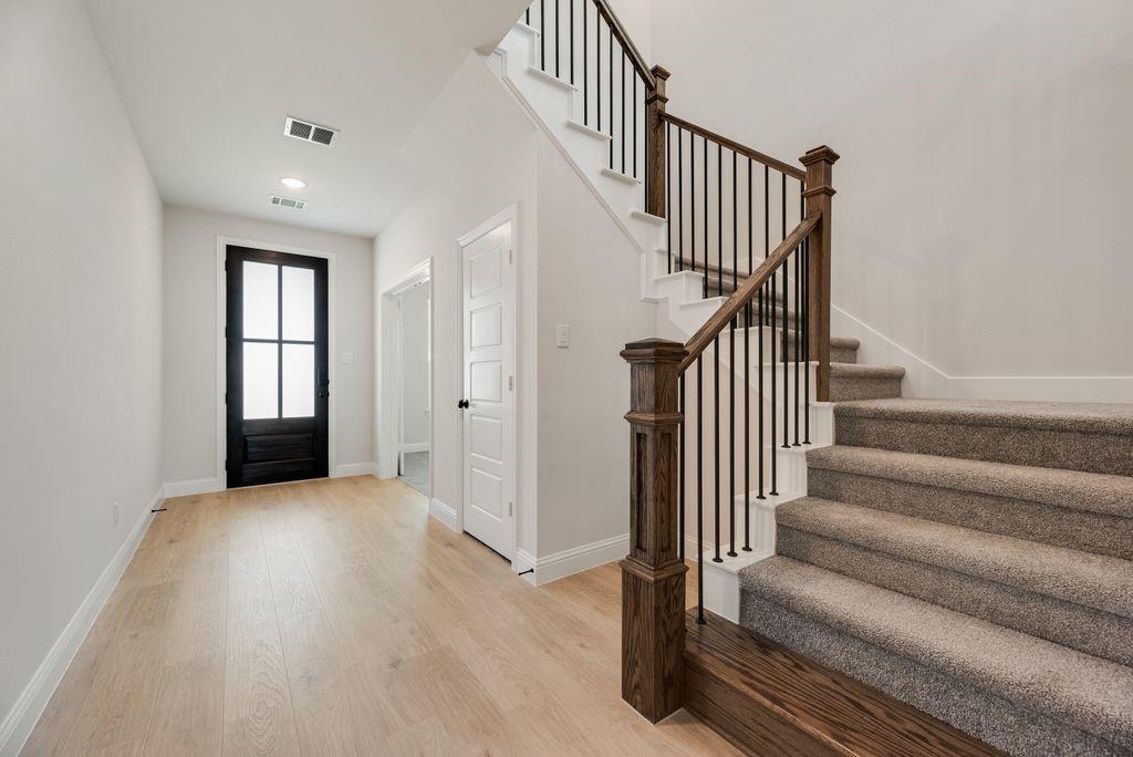 836 Turnbull Avenue Property Photo 2