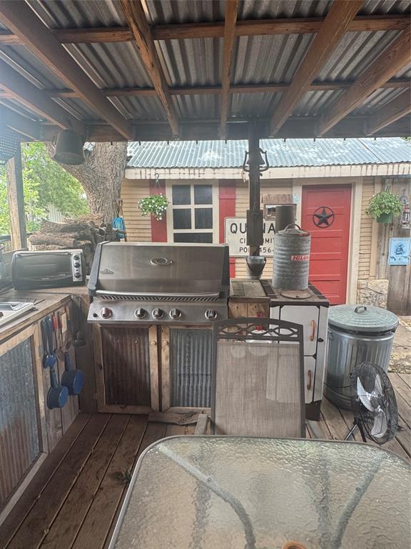 400 Cain Street Property Photo 14