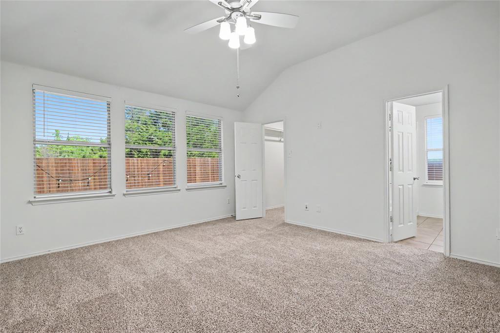 2313 Becard Drive Property Photo 14