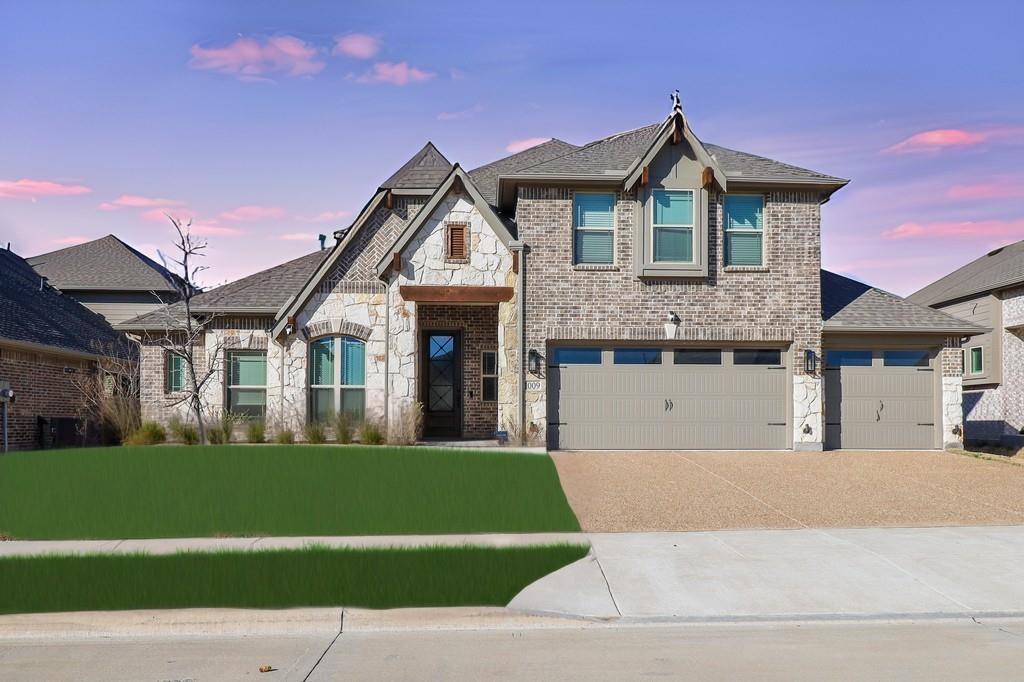 1009 Pecan Glen Drive Property Photo 1