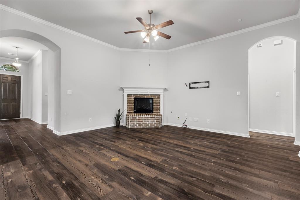 2410 Richland Chambers Court Property Photo 9