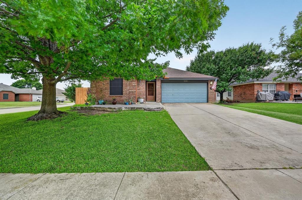 1001 Ridge Top Drive