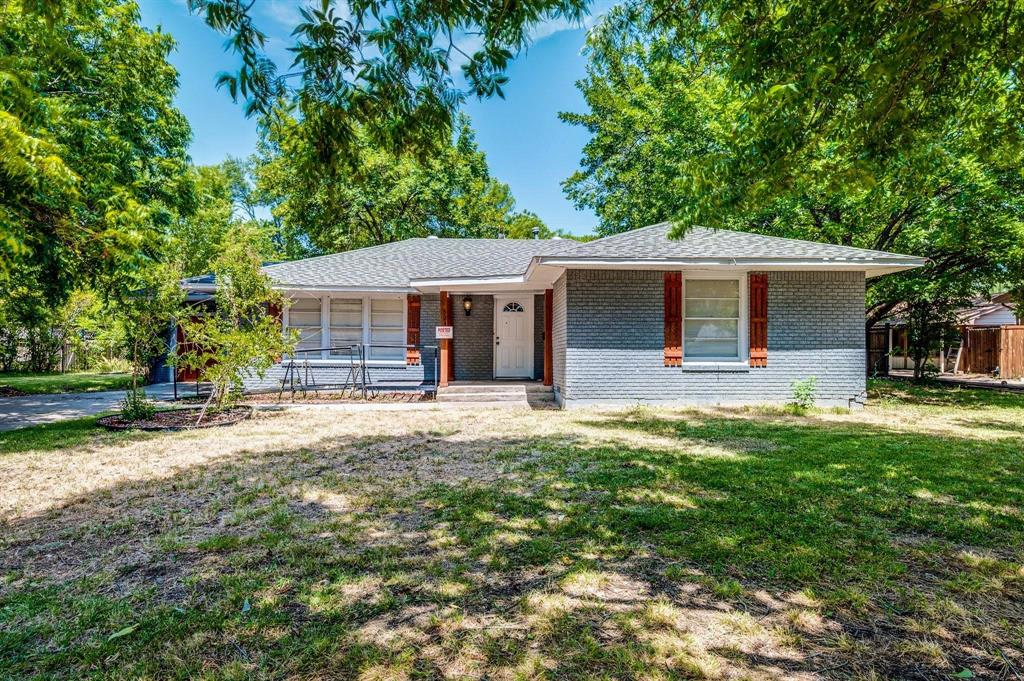 504 John Arden Drive Property Photo 4