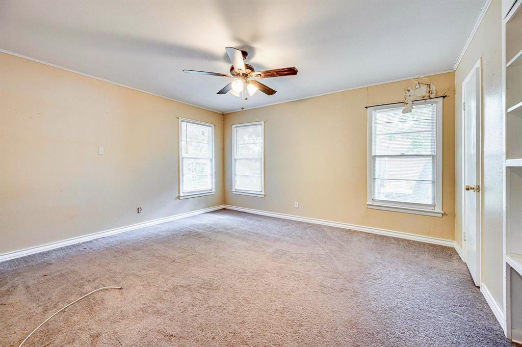 504 John Arden Drive Property Photo 15