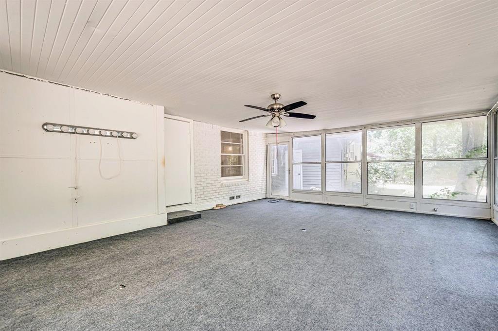 504 John Arden Drive Property Photo 24