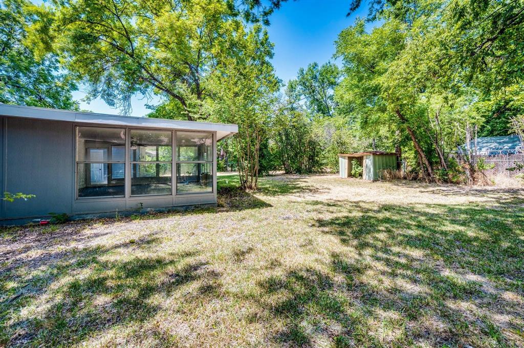 504 John Arden Drive Property Photo 28