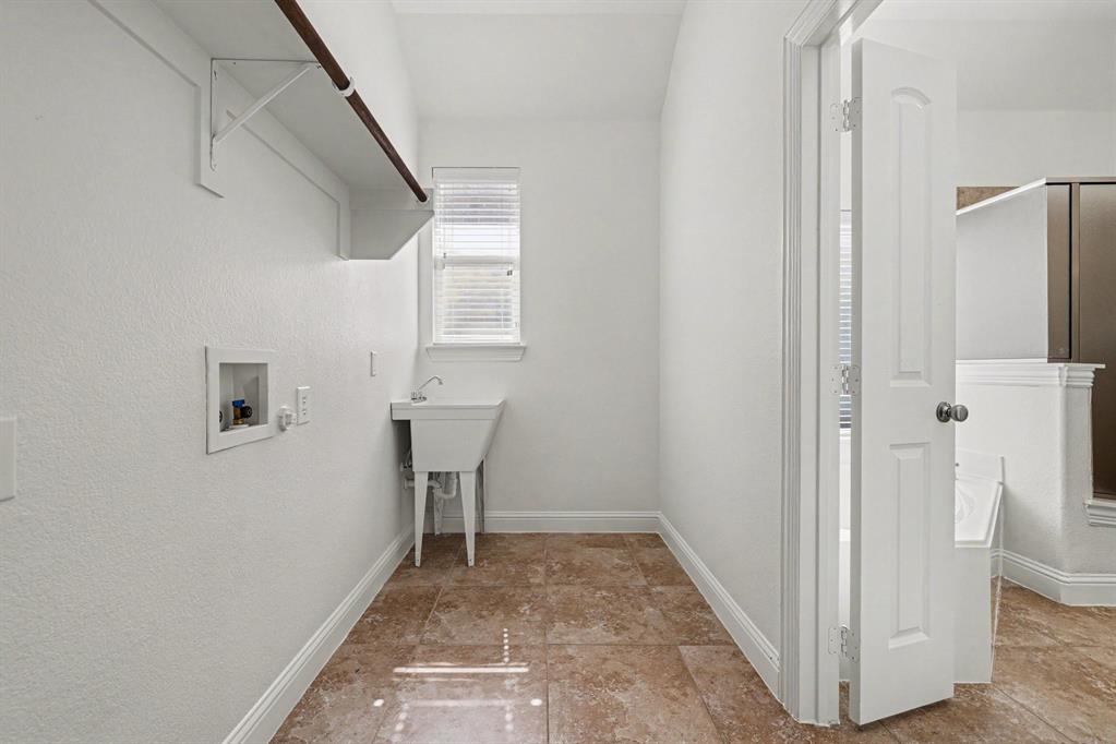 9546 Lance Drive Property Photo 23