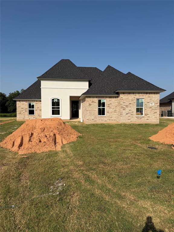 916 Chisolm Trail Property Photo 1