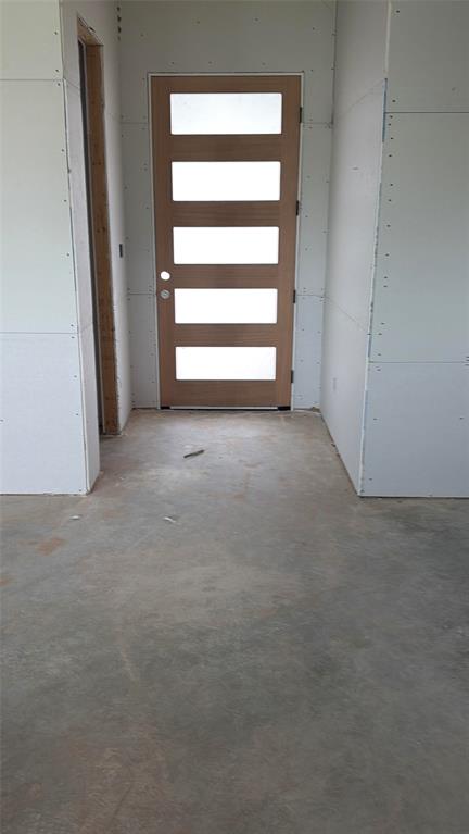 916 Chisolm Trail Property Photo 10