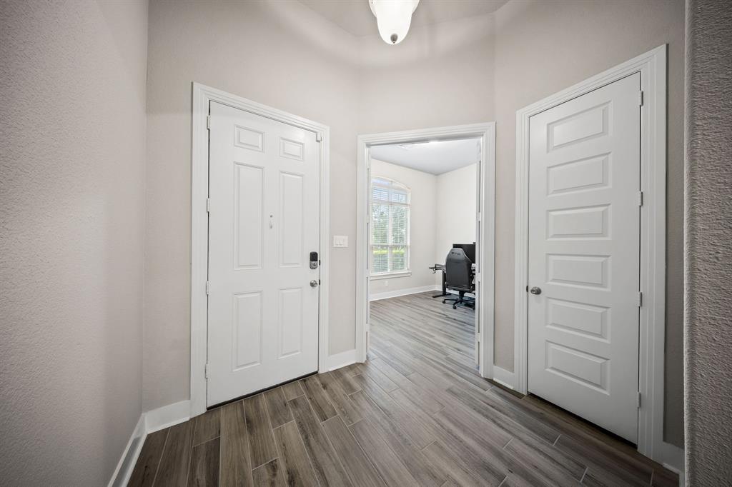 3912 Primrose Drive Property Photo 9