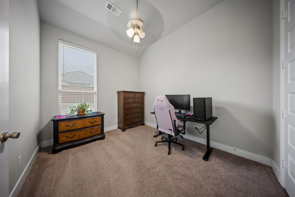 3912 Primrose Drive Property Photo 12