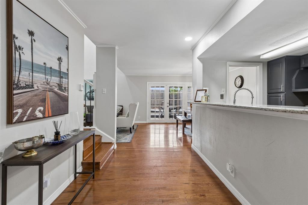 550 E Avenue J A Property Photo 3