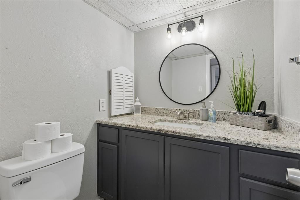 550 E Avenue J A Property Photo 7