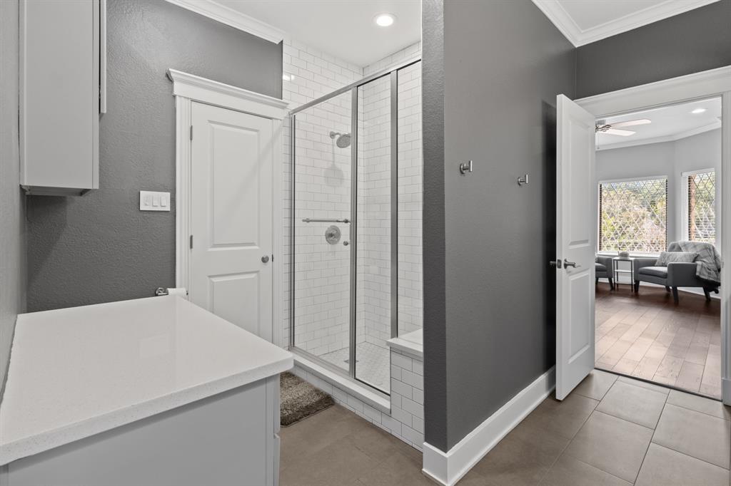 6101 Tiffany Oaks Lane Property Photo 11