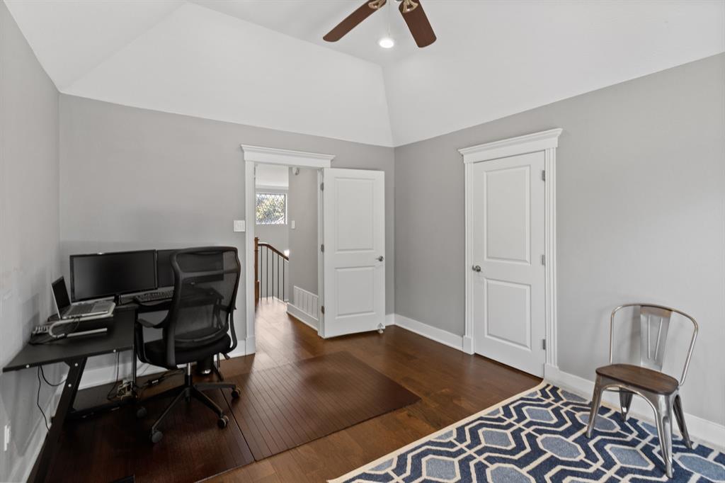 6101 Tiffany Oaks Lane Property Photo 26