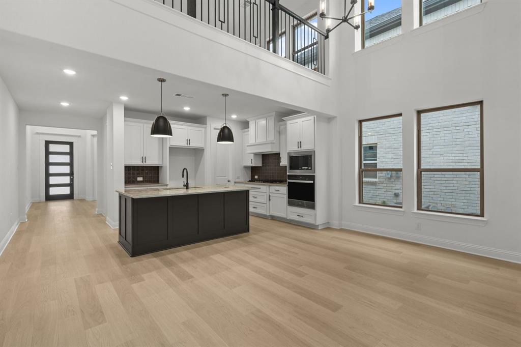 624 Dublin Drive Property Photo 12