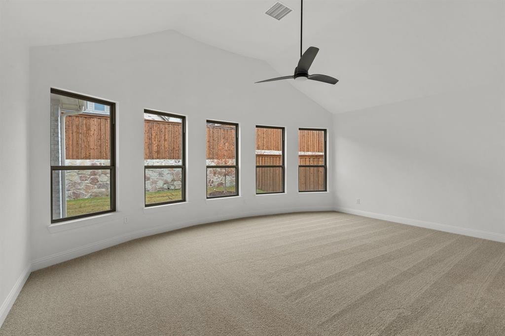 624 Dublin Drive Property Photo 16