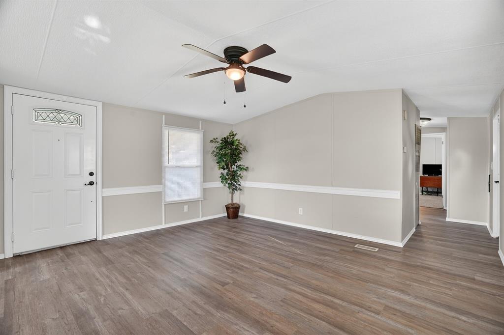 7601 River Run Property Photo 6