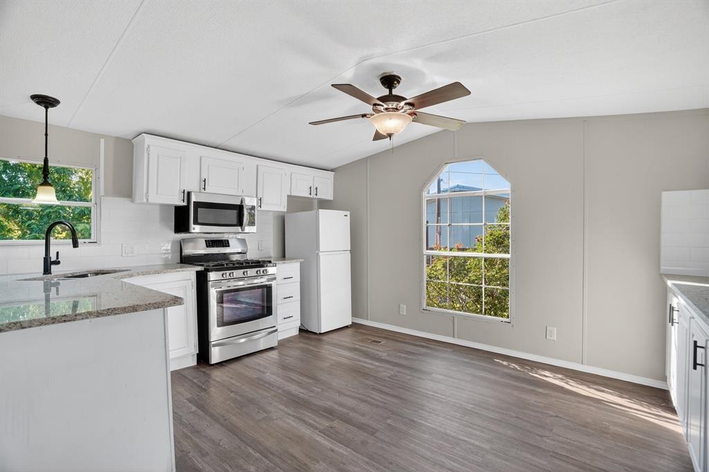 7601 River Run Property Photo 10