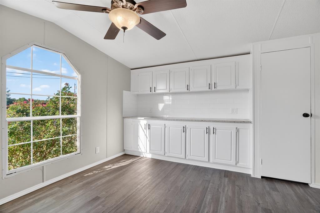 7601 River Run Property Photo 13