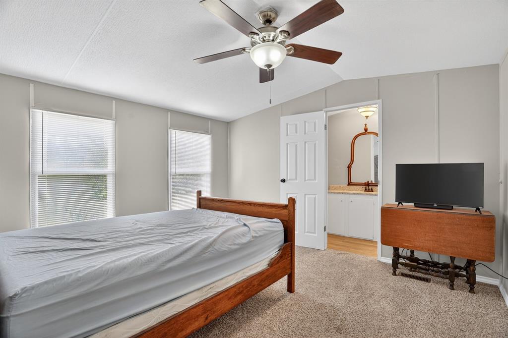 7601 River Run Property Photo 17