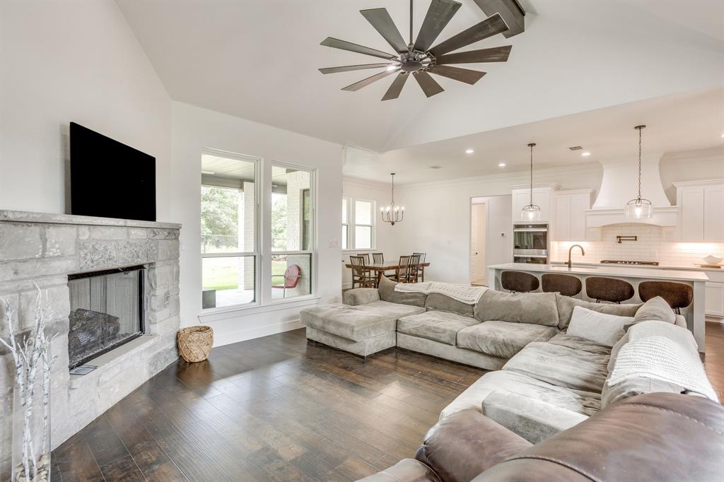 1057 Resolute Road Property Photo 11