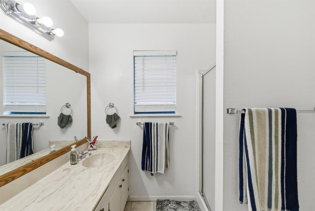 209 Moonlight- Trail Property Photo 13