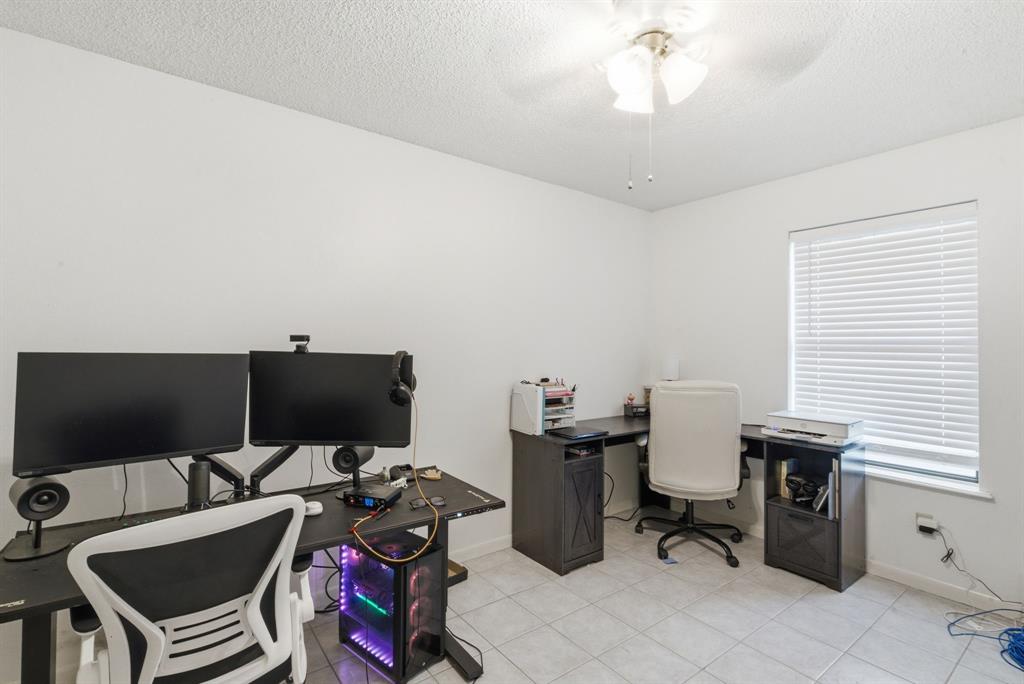 209 Moonlight- Trail Property Photo 16