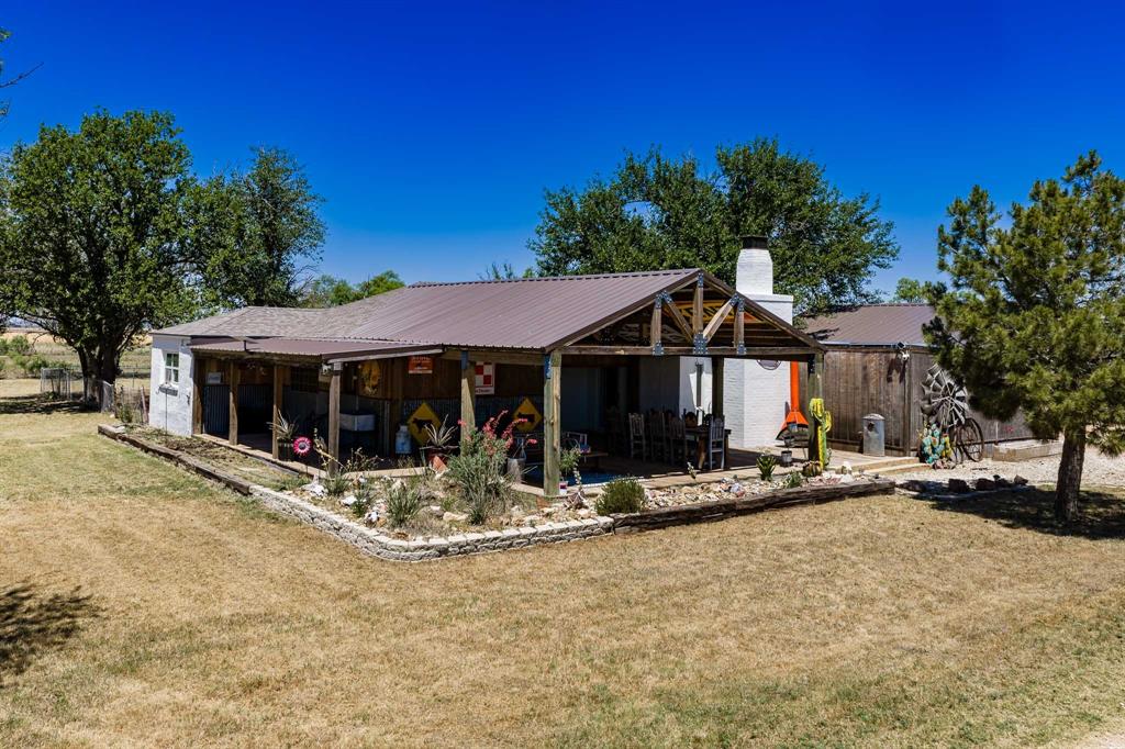 165 Jefferson Avenue Property Photo 3