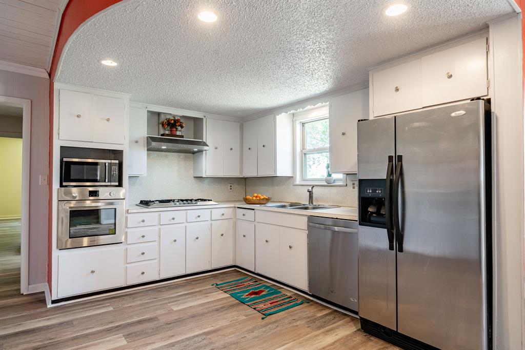 165 Jefferson Avenue Property Photo 13