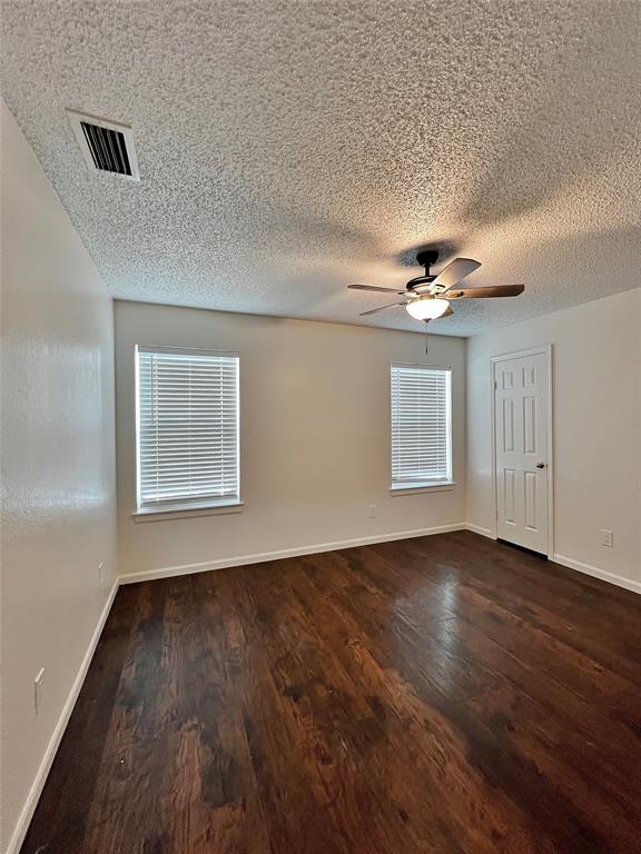 6104 Bay Hill Property Photo 20