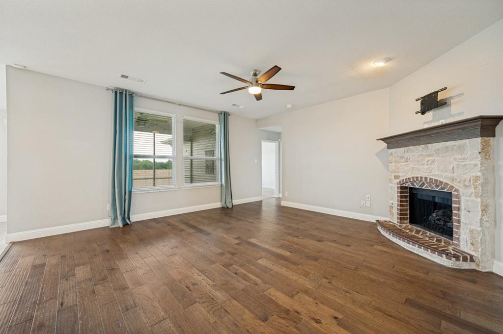 1217 Roadrunner Drive Property Photo 8