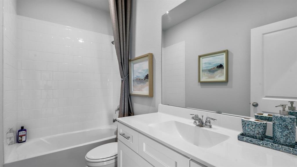 423 Sunday Silence Way Property Photo 29