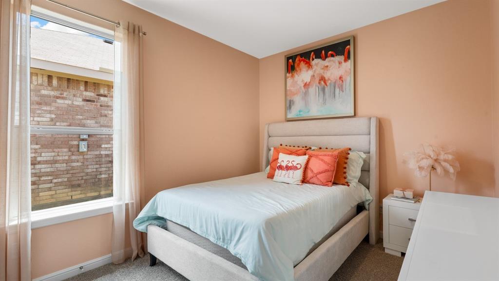 423 Sunday Silence Way Property Photo 30