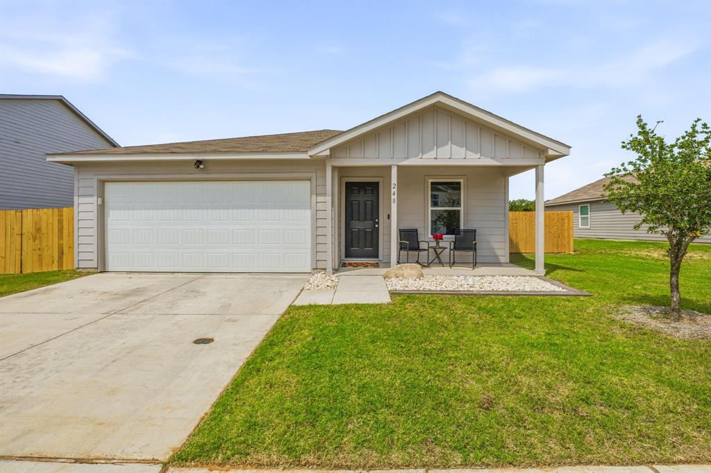 248 Peace Lily Way Property Photo 3