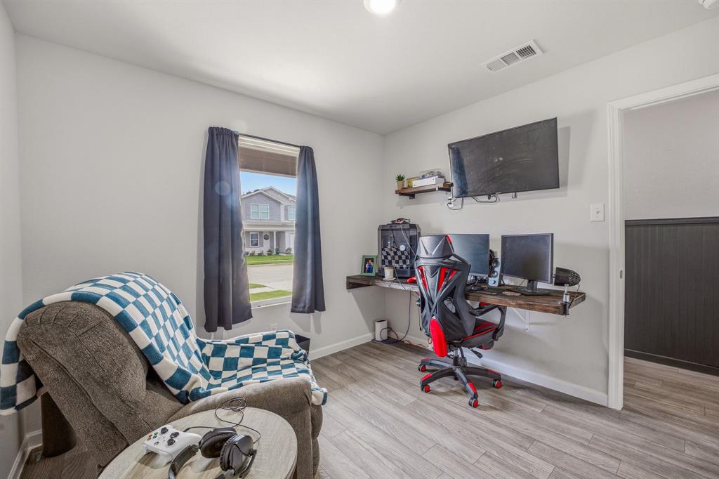 248 Peace Lily Way Property Photo 7
