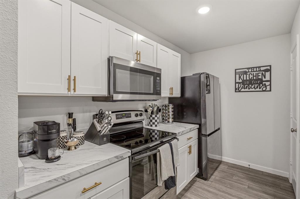 248 Peace Lily Way Property Photo 13