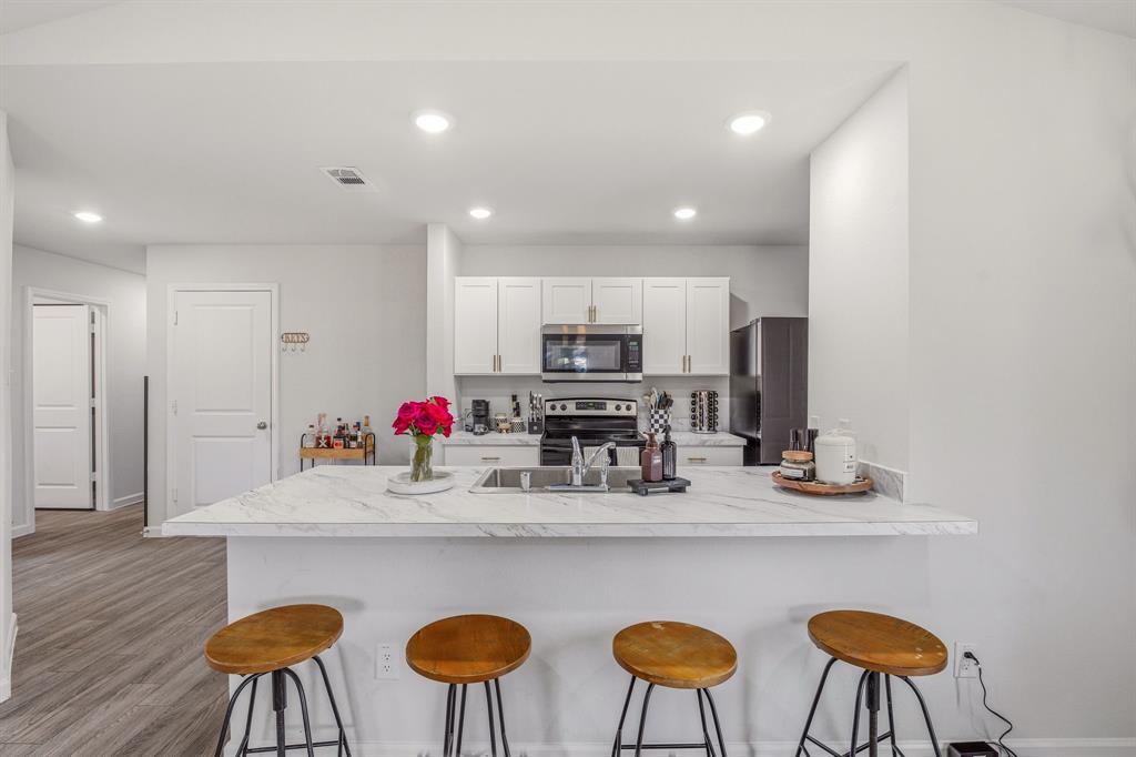 248 Peace Lily Way Property Photo 14