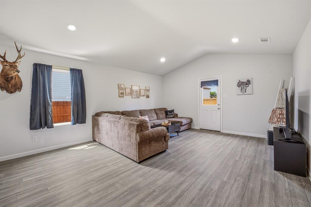 248 Peace Lily Way Property Photo 16