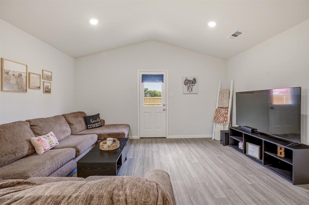 248 Peace Lily Way Property Photo 18