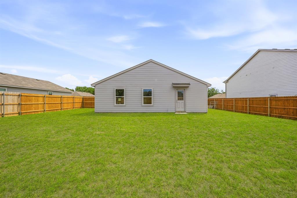 248 Peace Lily Way Property Photo 25