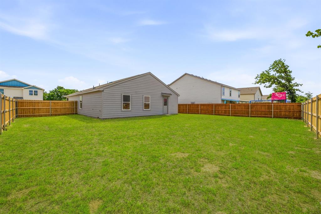 248 Peace Lily Way Property Photo 26