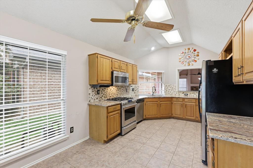 5101 Hearthcrest Drive Property Photo 12