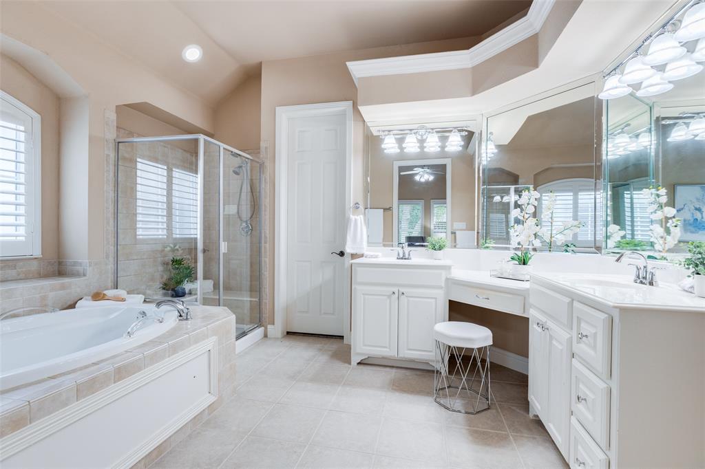 5652 Swisher Circle Property Photo 13
