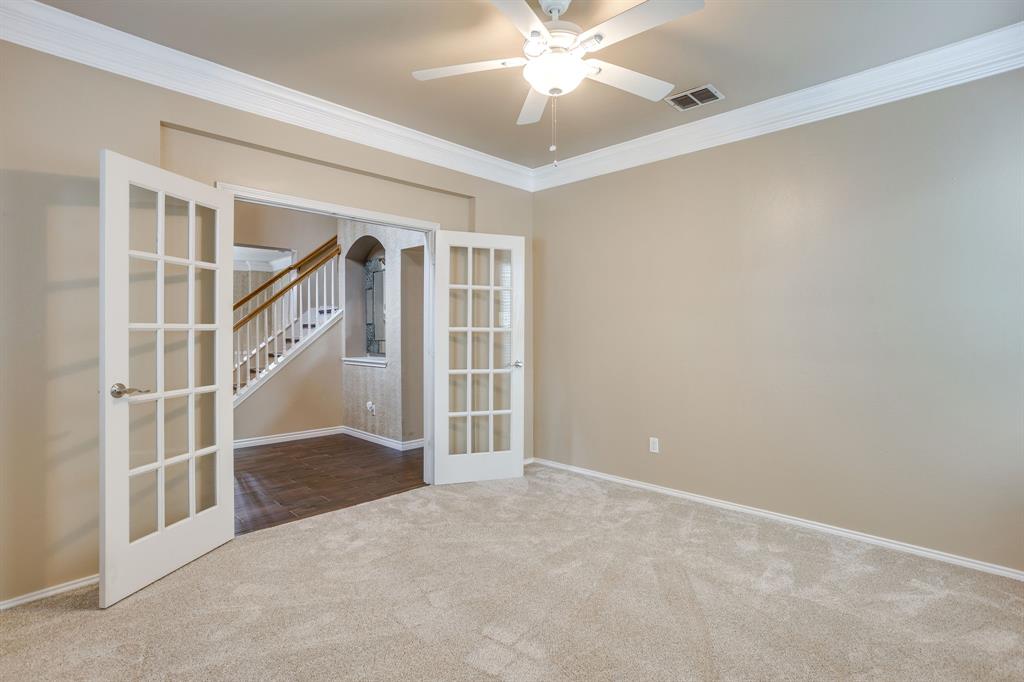4917 Dougal Avenue Property Photo 6