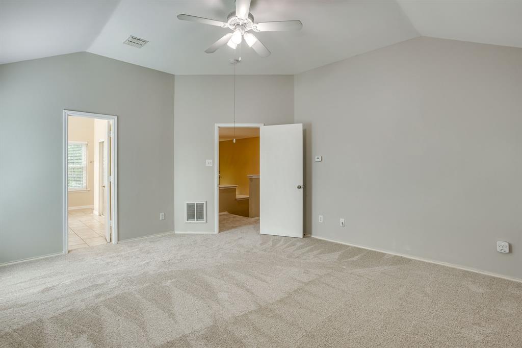 4917 Dougal Avenue Property Photo 22